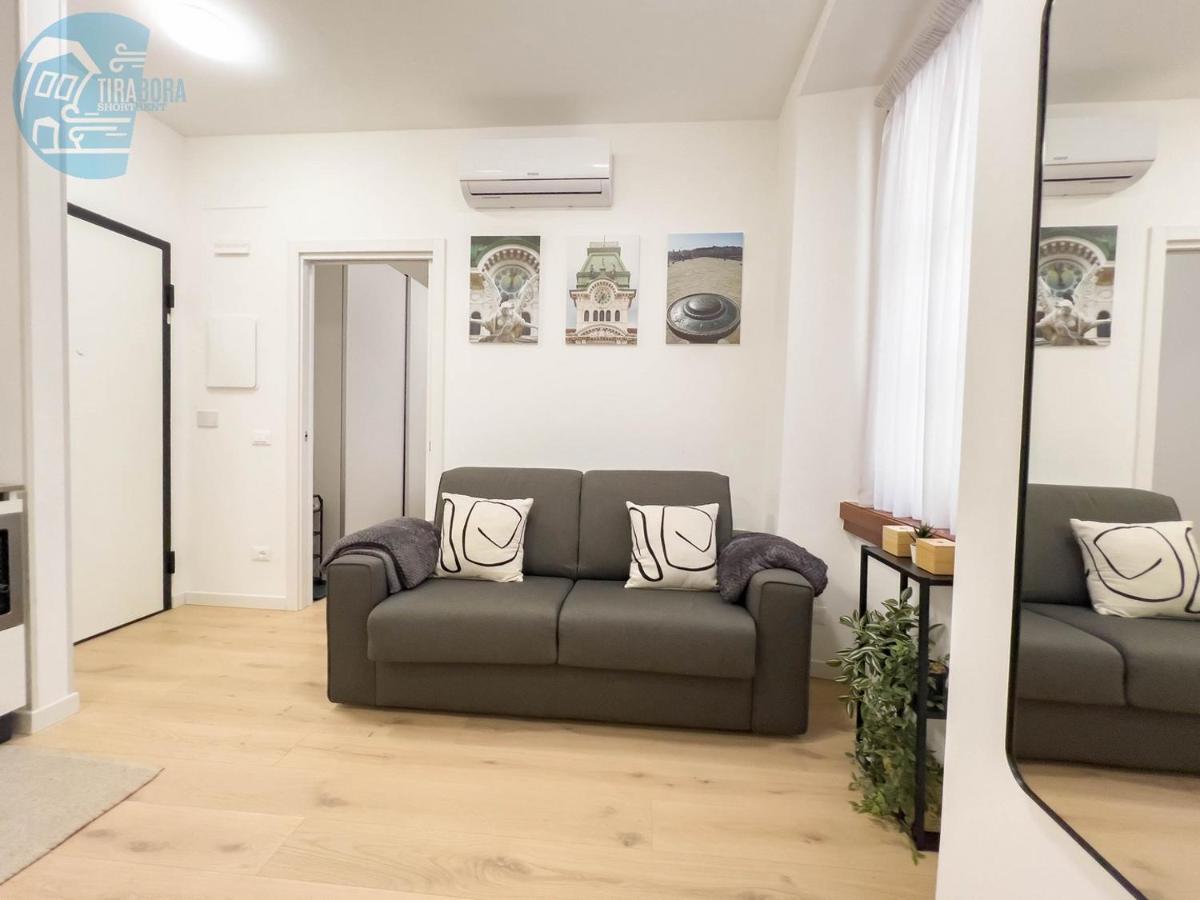 트리에스테 Piazza Della Borsa 3C Tirabora Short Rent 아파트 외부 사진